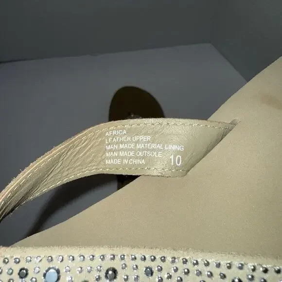 Yellow Box Africa Rhinestone Women's Platform Wedge Taupe Flip Flops Size 10 - Picture 3 of 5